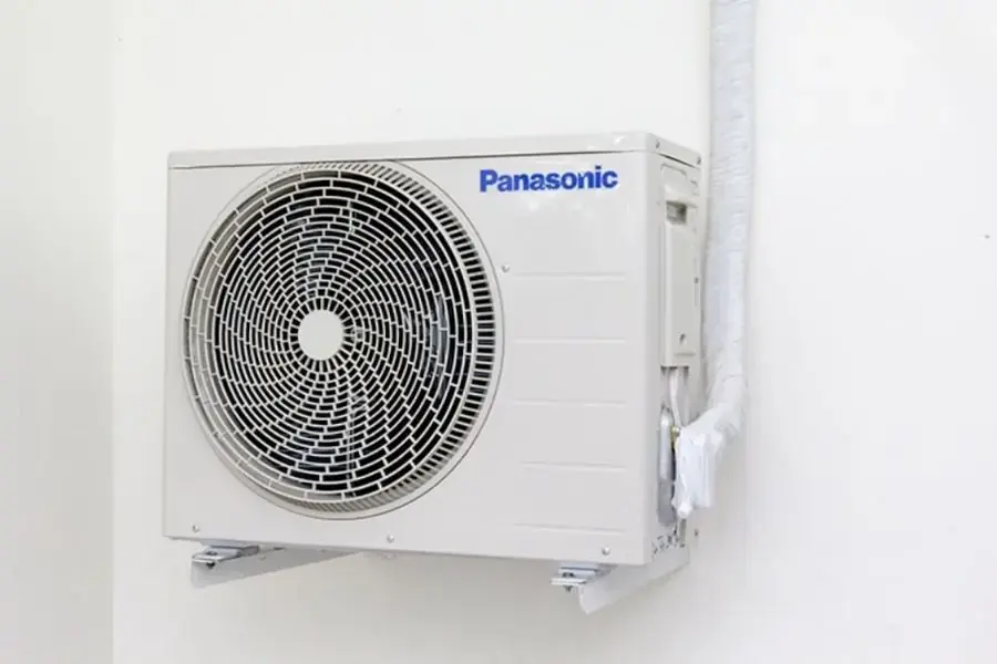 Cục nóng giúp tỏa nhiệt ra môi trường bên ngoài