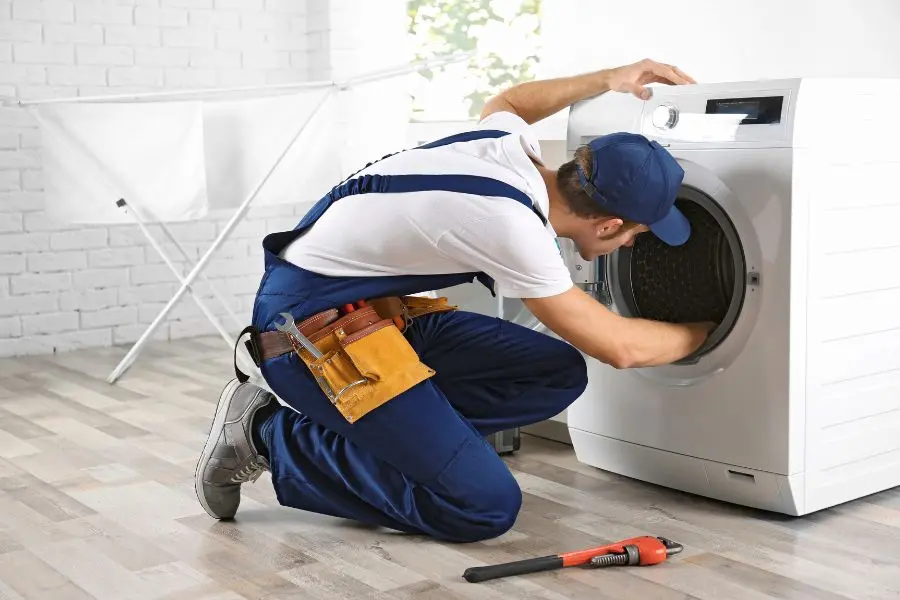 Dựa vào tình trạng của máy mà đưa ra phương pháp xử lý hiệu quả.