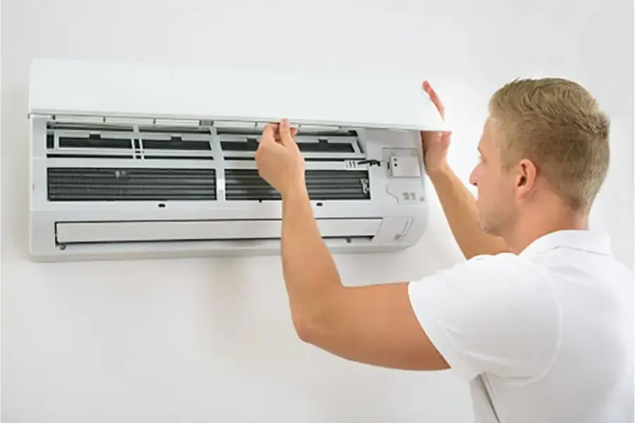Nên vệ sinh điều hòa định kỳ 3 - 6 tháng/lần
