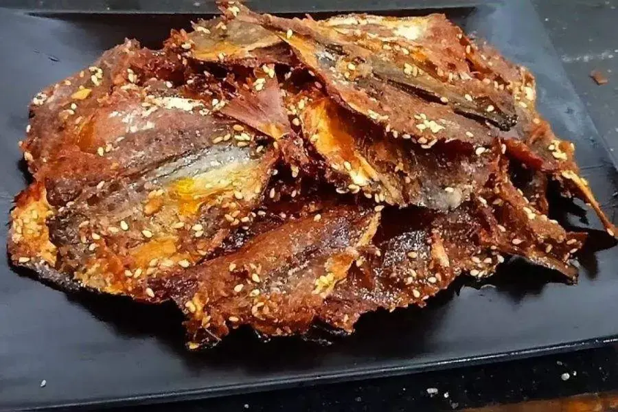 Món khô cá chỉ vàng chiên giòn bắt miệng