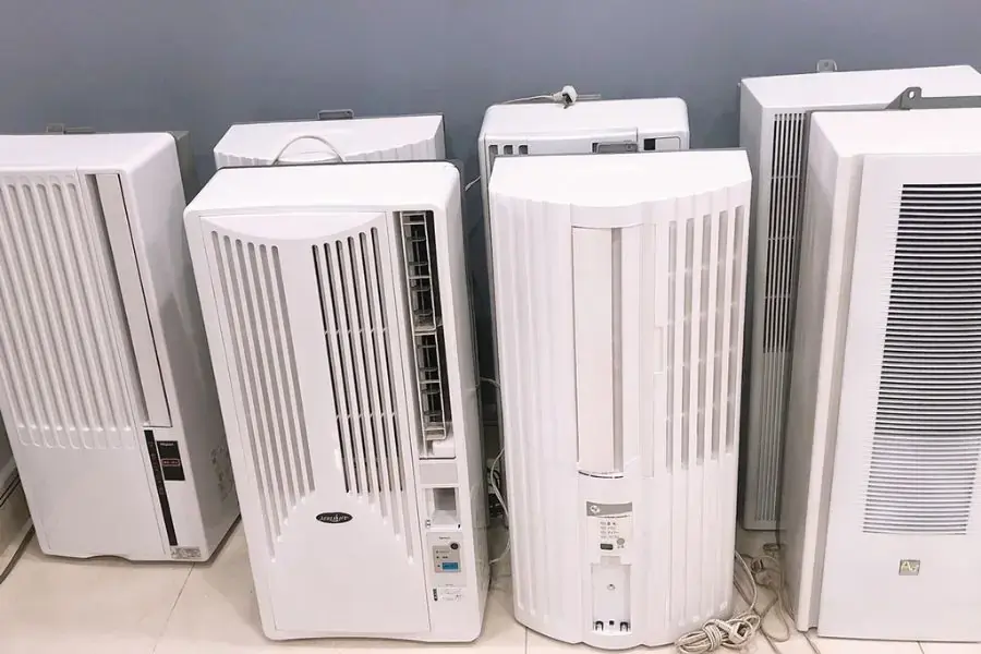 Máy lạnh 1 cục Corona.