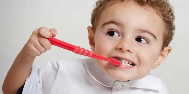 Việc tập cho bé làm việc nhà giúp con trẻ có có tính tự lập từ sớm hơn