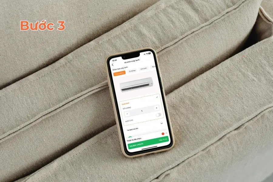 Điền thông tin về loại điều hoà, công suất, số lượng, và dịch vụ bơm gas (nếu cần). 