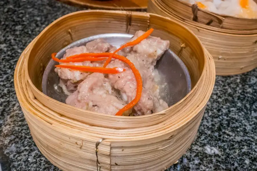 Sườn hấp