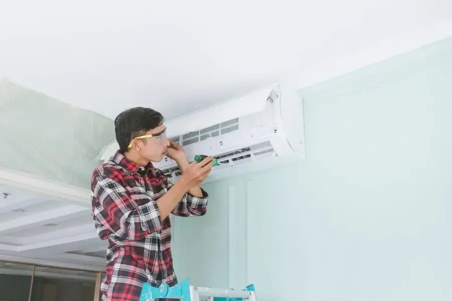 Thời gian vệ sinh máy lạnh LG