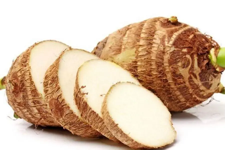 Chọn khoai sọ dựa vào màu sắc