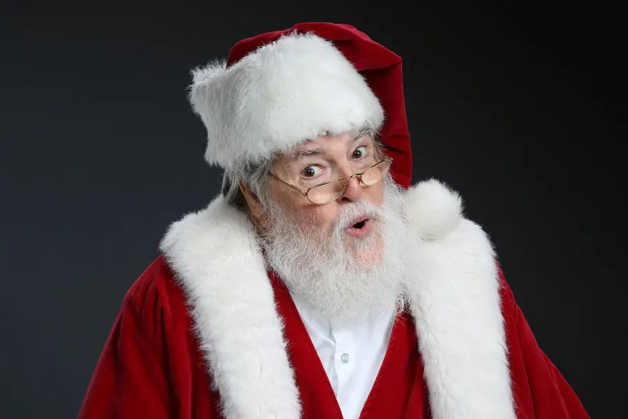 Ông già Noel nói khiến cho mọi thành viên đều phải vận động.