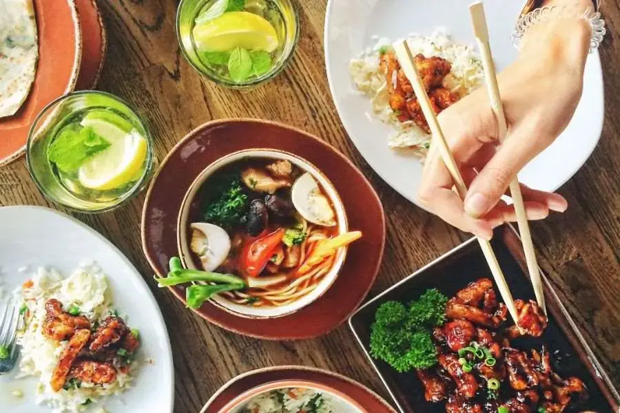 Điều chỉnh chế độ ăn uống phù hợp với cơ địa, nhu cầu từng người