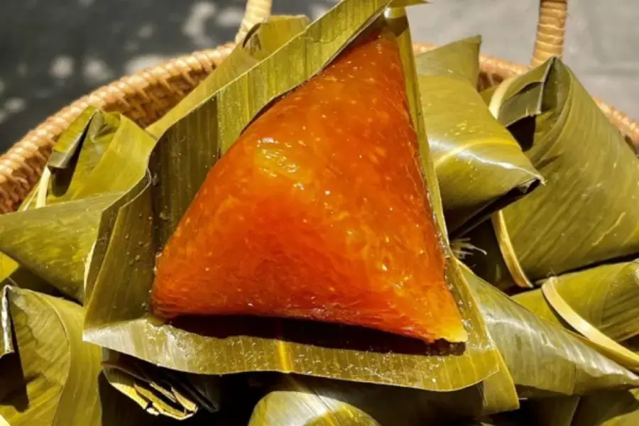 Bánh tro hay nhiều vùng miền gọi với cái tên là bánh u tro