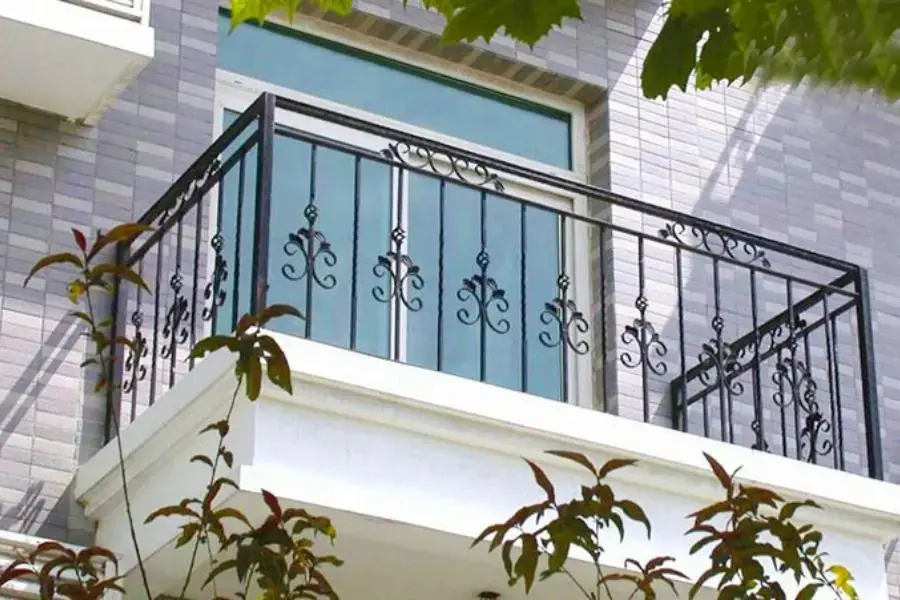 Xây dựng ban công đảm bảo độ an toàn cho người dùng