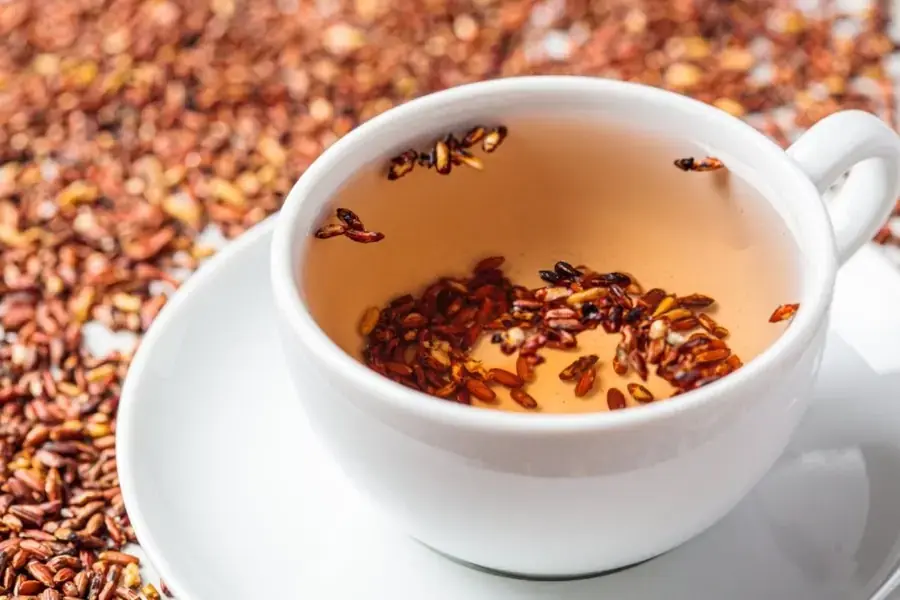 Nước gạo lứt rang hỗ trợ giảm cân, đánh bay mỡ thừa hiệu quả.
