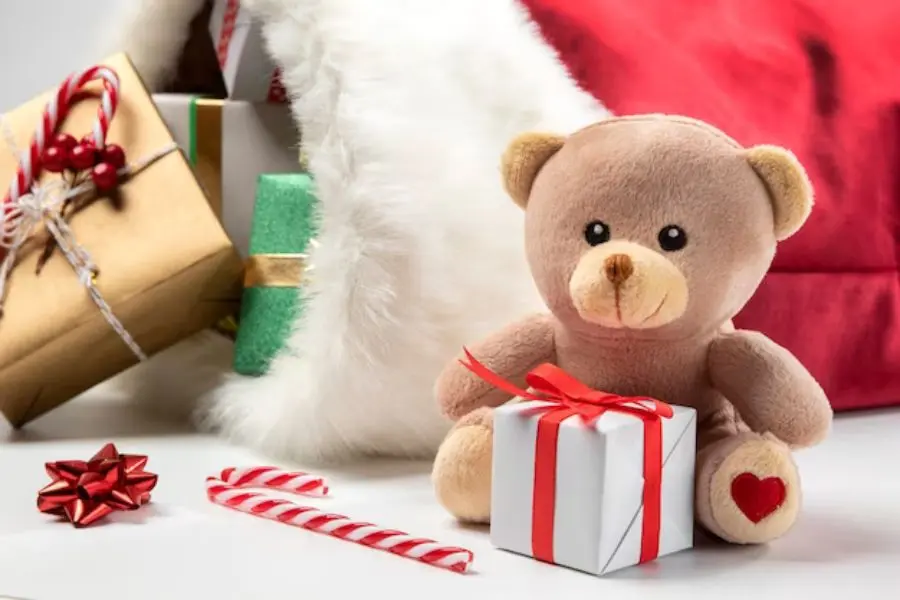 Gấu bông sẽ là người bạn đồng hành của nhân viên trên văn phòng.