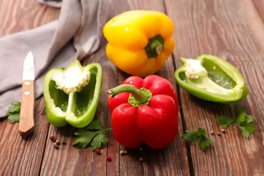 Nghiên cứu cho thấy vitamin B6 và magie ở ớt chuông giúp giảm căng thẳng và lo lắng.