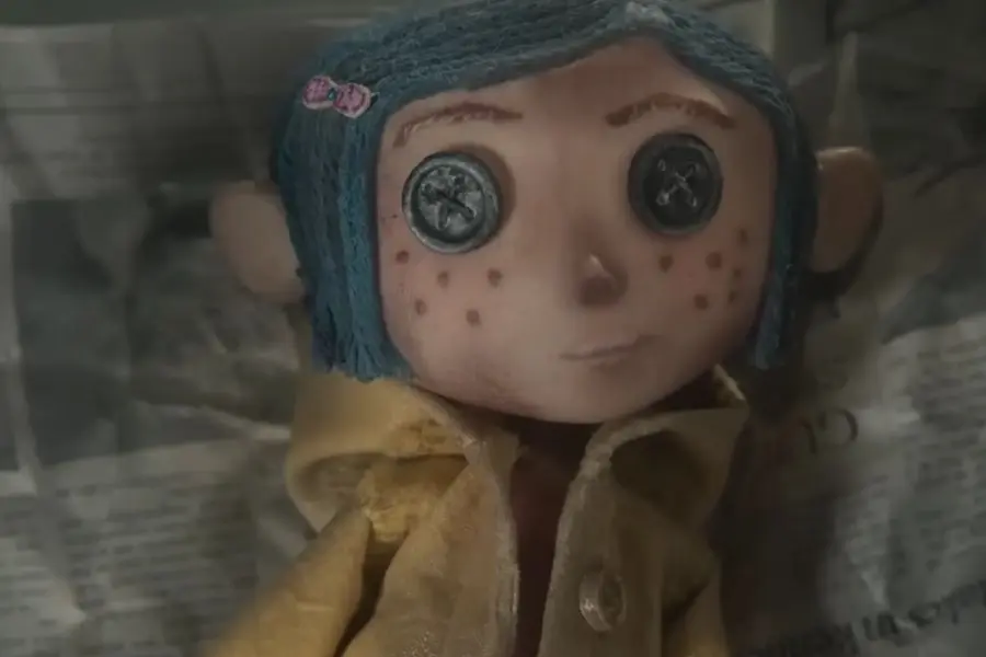 Coraline – một trong những đề cử nặng kí cho hạng mục phim hoạt hình dành cho Halloween đáng xem nhất.