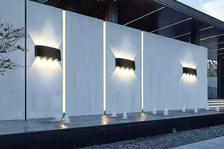 Mẫu đèn này phù hợp với những căn biệt thự phong cách hiện đại