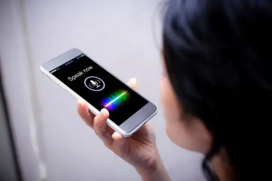Công nghệ AI - điều khiển máy lạnh bằng giọng nói.