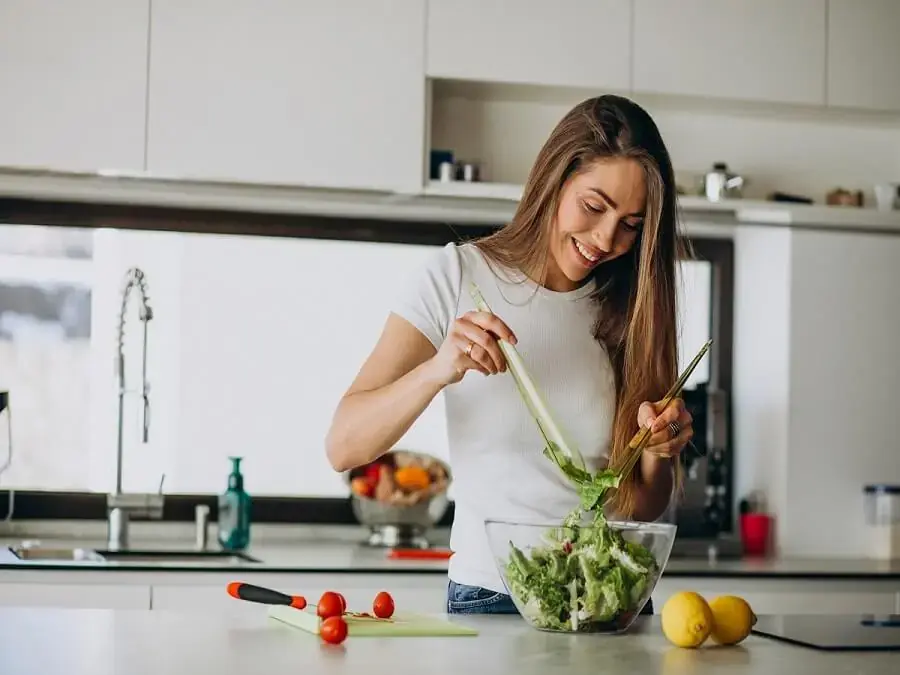 Ăn rau hữu cơ thường xuyên sẽ giảm nguy cơ mắc bệnh (nguồn: Freepik)