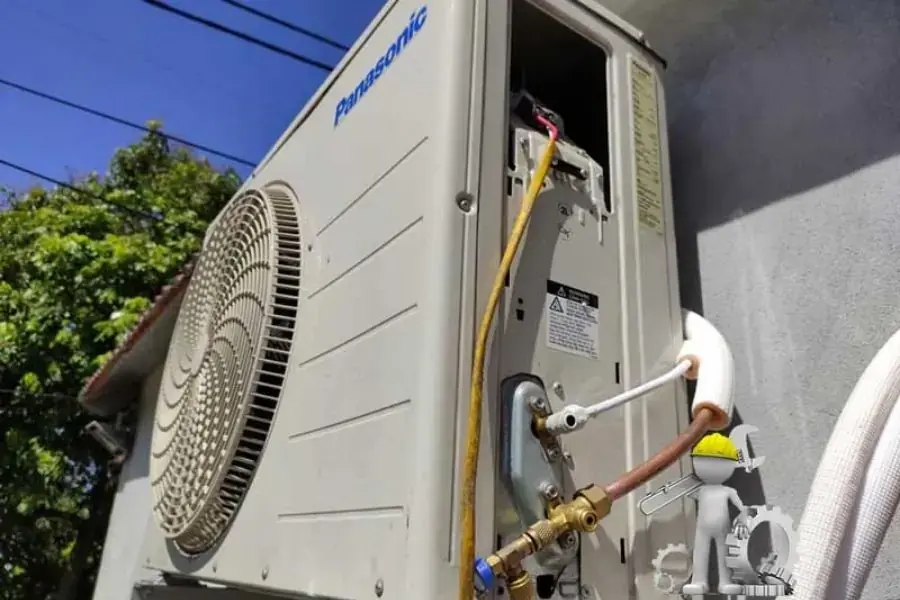 Thiếu gas sẽ làm lạnh đóng băng điều hòa hòa báo đèn đỏ.