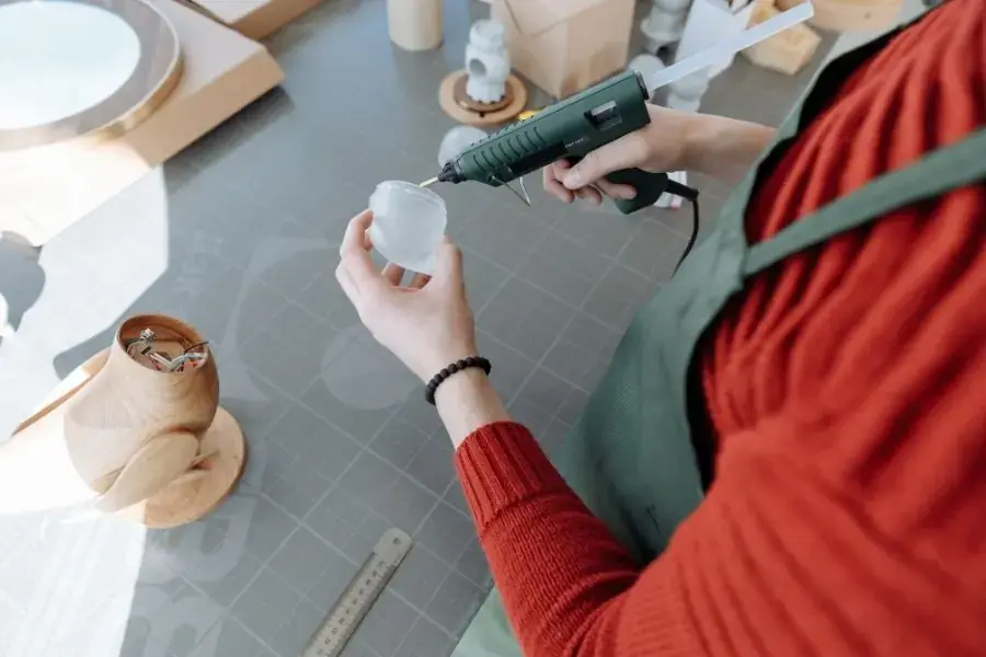 Ưu và nhược điểm của keo silicon