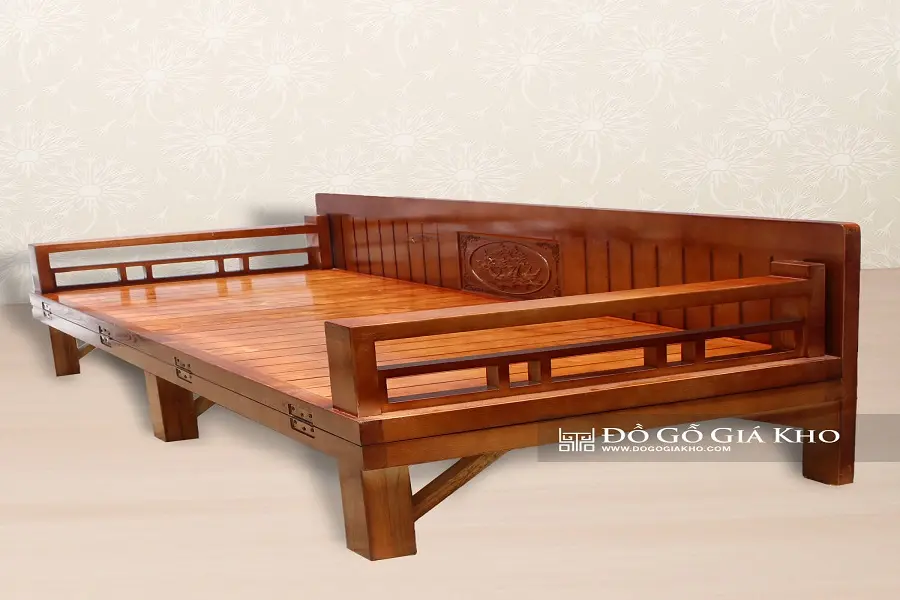 Giường gỗ xếp tiện lợi, thiết kế phù hợp với người cao tuổi