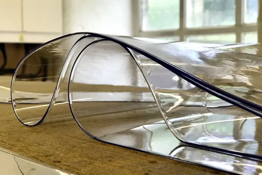 Vệ sinh rèm nhựa đúng cách giúp gia tăng tuổi thọ của sản phẩm