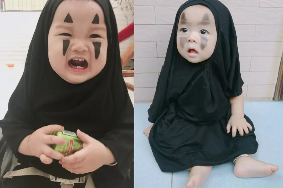 Dùng bút kẻ mắt để tạo hình Vô Diện đơn giản cho bé.