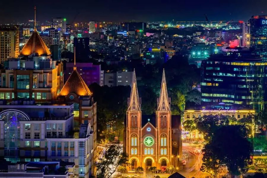 Nhà Thờ Đức Bà - Sài Gòn.