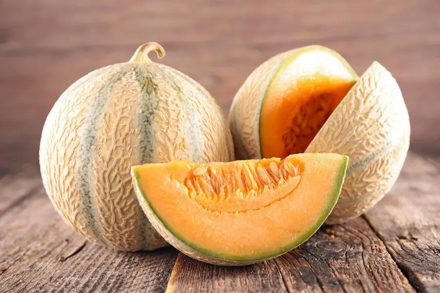 Dưa lưới có nhiều công dụng tốt cho sức khỏe, nên thêm vào chế độ ăn lành mạnh.