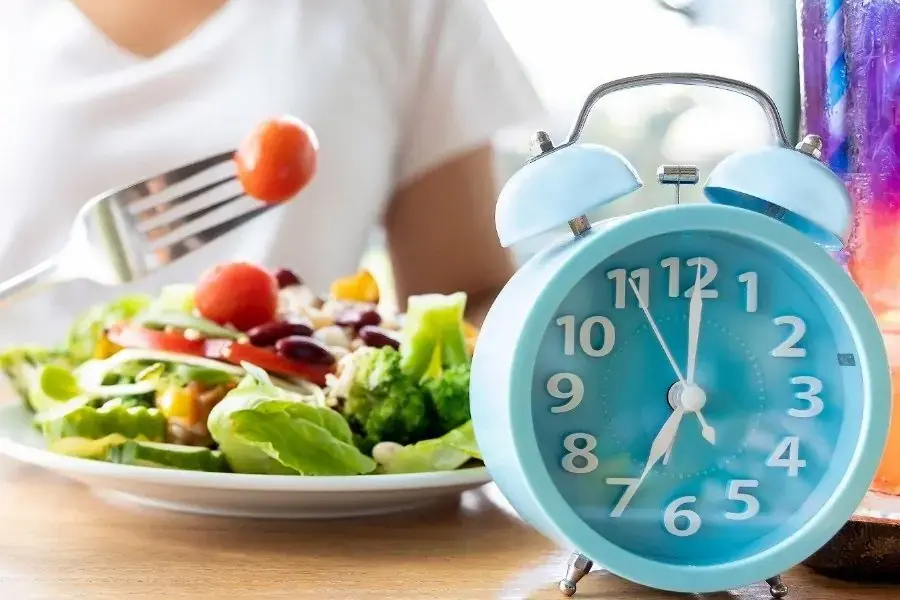 Giảm cân với chế độ ăn ngắt quãng