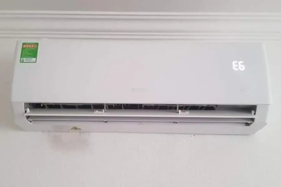 Lỗi E6 trên máy lạnh Gree thường liên quan đến sự cố trong dây tín hiệu giữa dàn nóng và dàn lạnh.