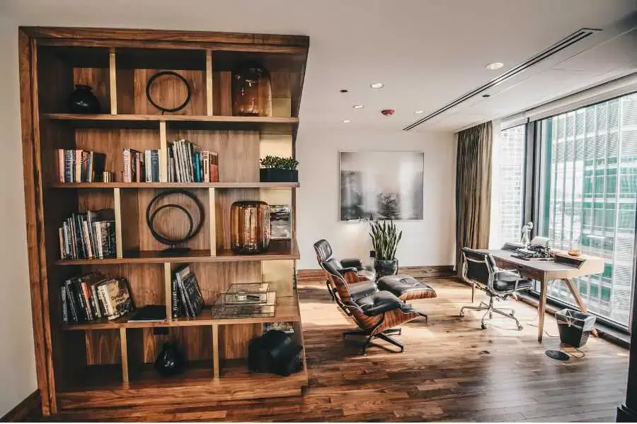 Phương pháp trang trí tường bằng kệ sách