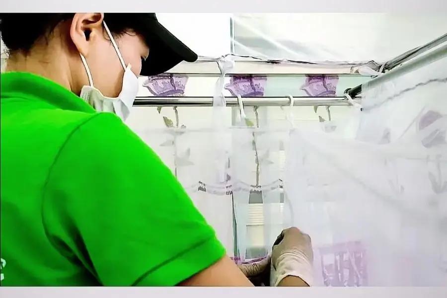 Cách lắp màn khung vô cùng dễ thực hiện