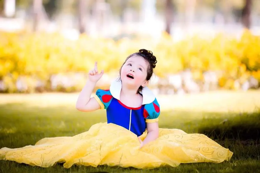 Trang phục bạch tuyết rất dễ tìm kiếm trong ngày lễ hội hóa trang Halloween.