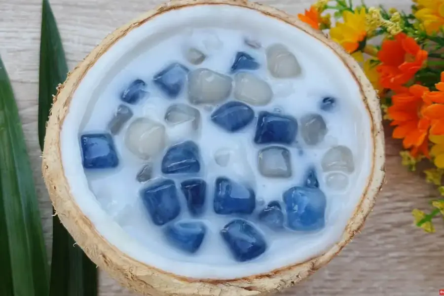 Chè bột lọc dừa non
