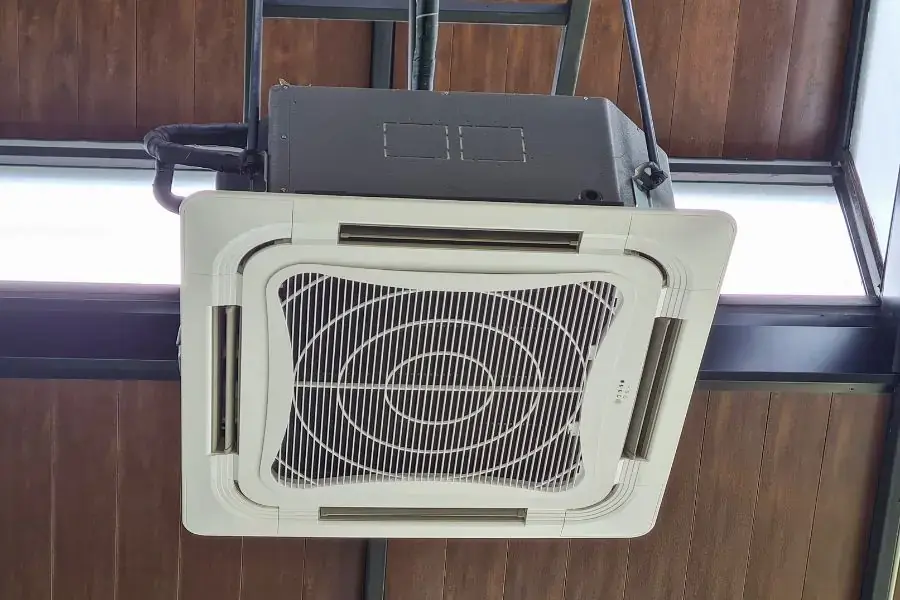 Màn hình Remote hiển thị chữ A3 thì tức là điều hoà Daikin báo lỗi A3. 