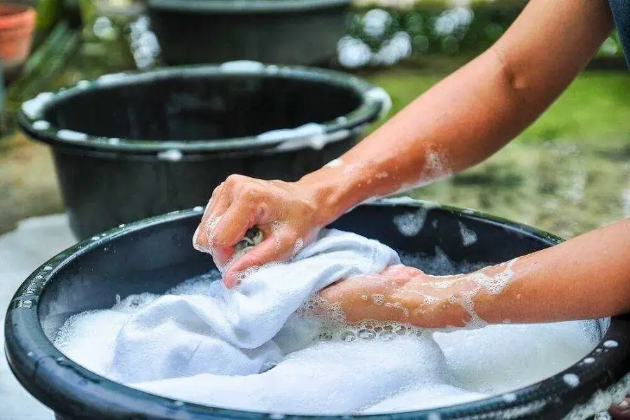 Giặt màn cửa giúp rèm luôn mới và bền bỉ