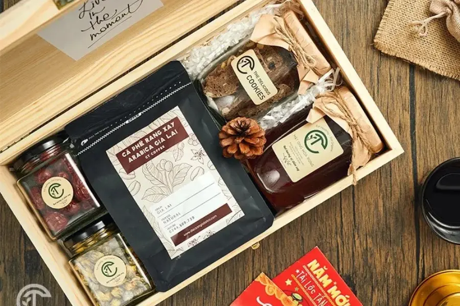 Set trà và cà phê là món quà Trung Thu thiết thực, phù hợp dành tặng đồng nghiệp và đối tác.