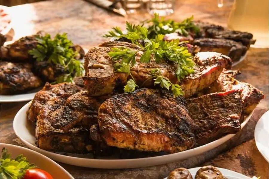 Protein có nhiều trong thịt bò nạc.