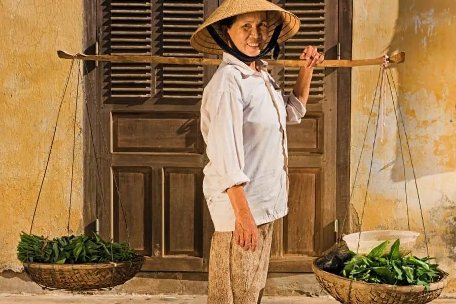 Dành tặng những bài thơ 20-10 để đáp lại tình yêu vô điều kiện của mẹ, chẳng ngại vất vả nuôi con khôn lớn, nên người.