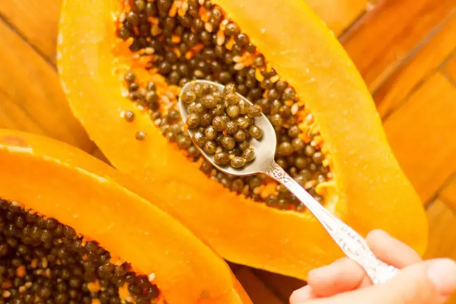 Hạt đu đủ có thể gây ngộ độc