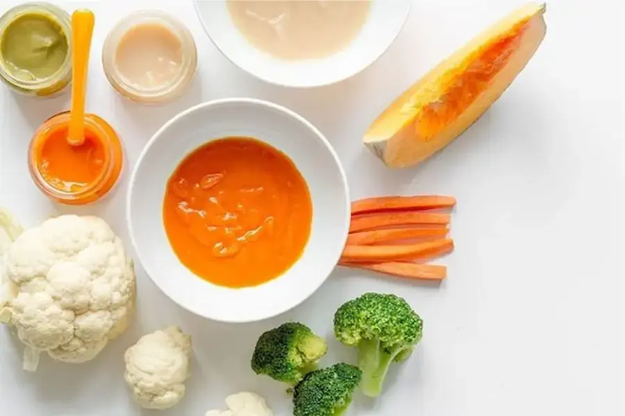 Bé cần đảm bảo đủ 4 nhóm chất cơ bản trong khẩu phần ăn hàng ngày