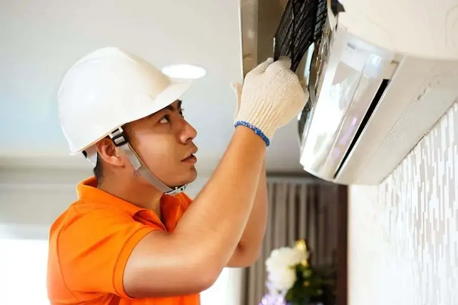 Vệ sinh máy lạnh định kỳ.