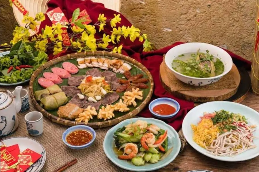 Mâm cỗ ngày Tết miền Trung