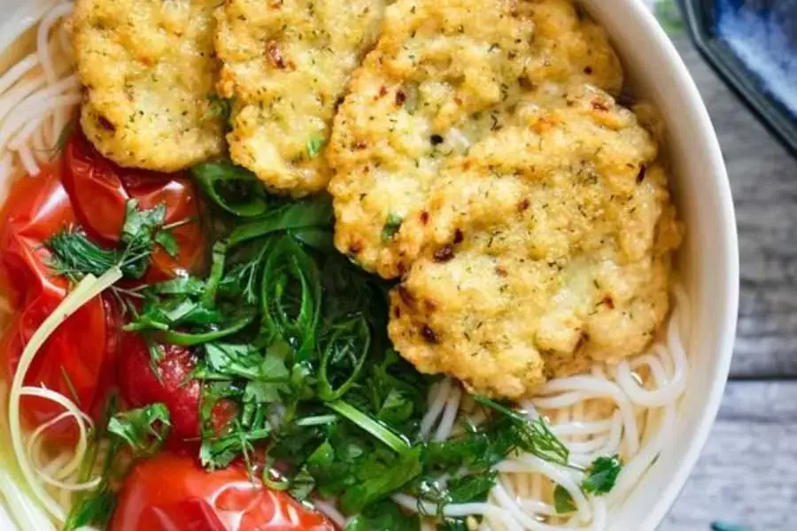 Chả cá làm món gì ngon? Câu trả lời là bún chả cá
