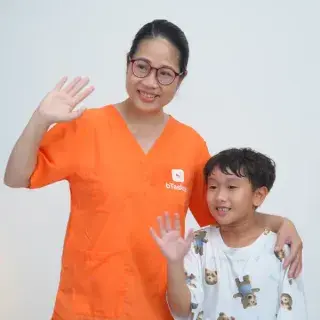 Trông trẻ