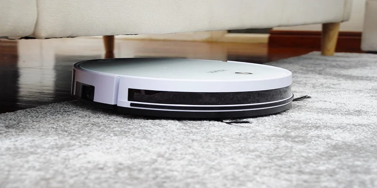 Có nên mua robot hút bụi không?
