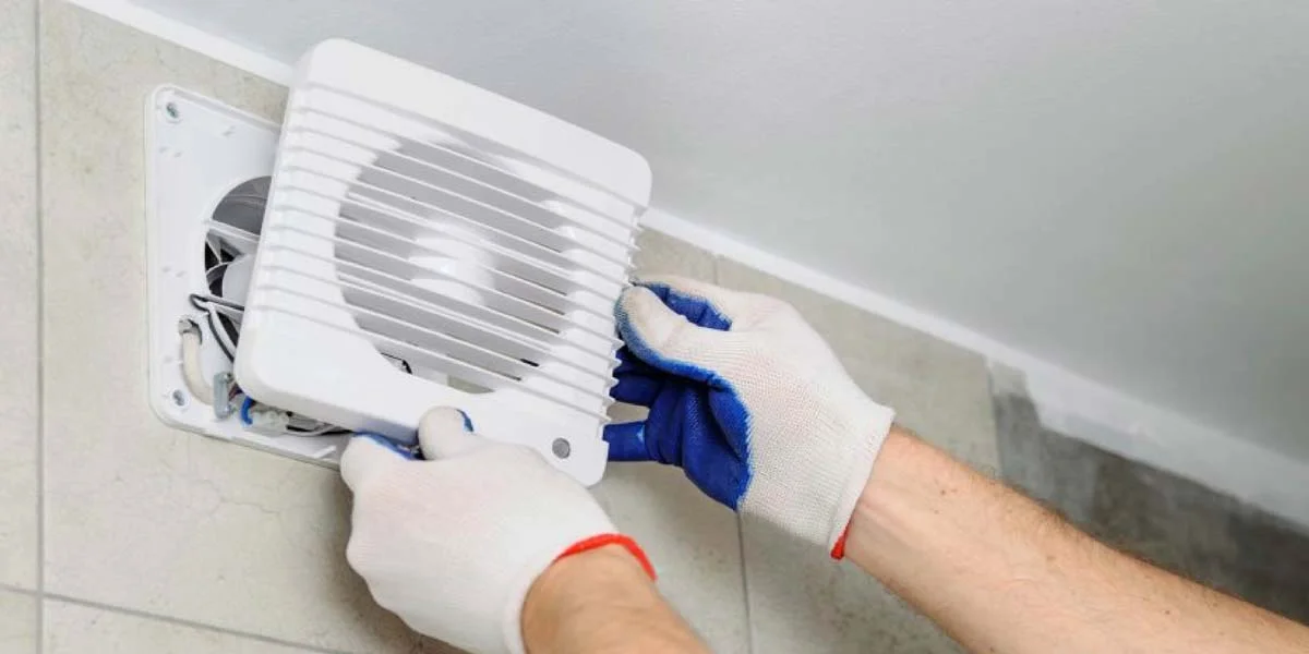 Cách vệ sinh quạt thông gió đúng cách