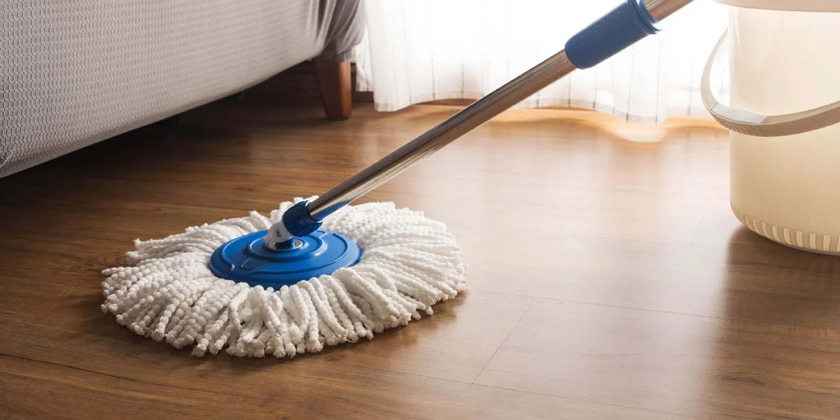 3 cách làm sạch cây lau nhà đơn giản, hiệu quả